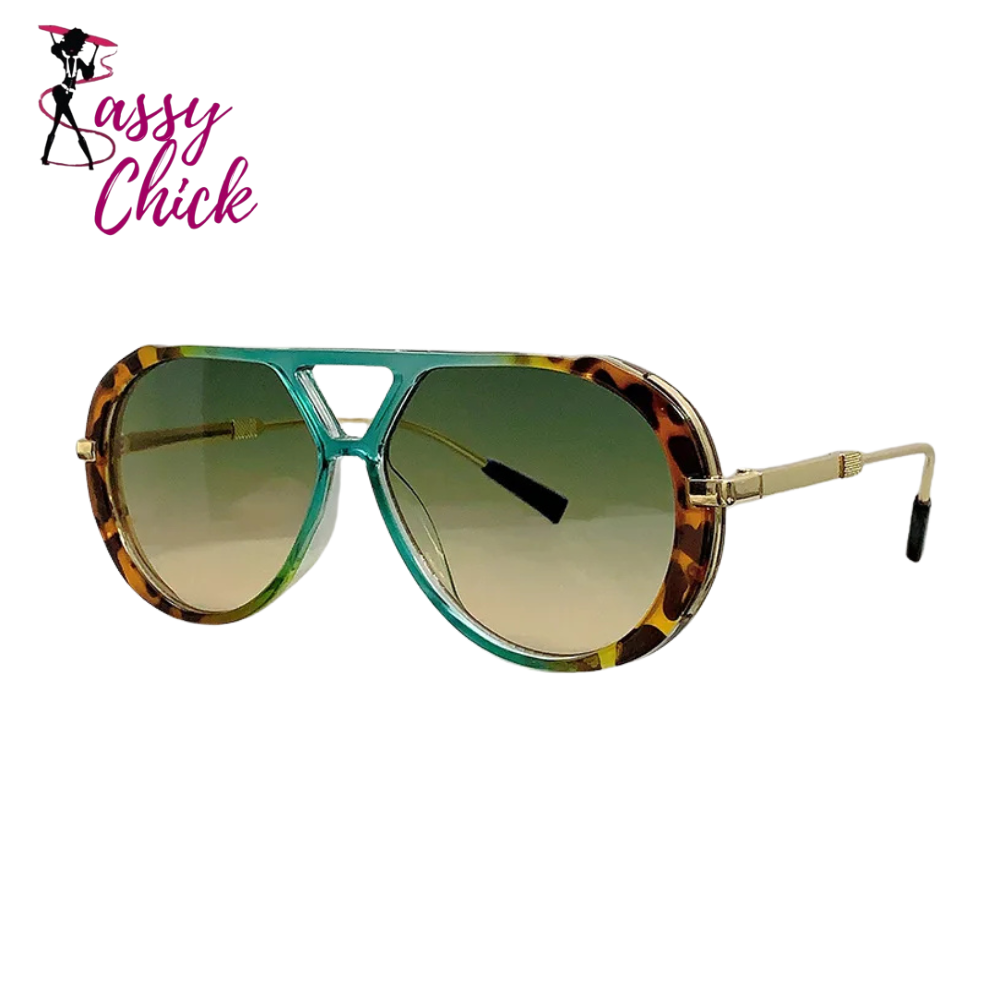 Big Frame Vintage Pilot Sunglass Sassy Chick Logo
