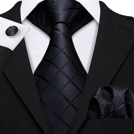 black diamond dot pattern necktie set