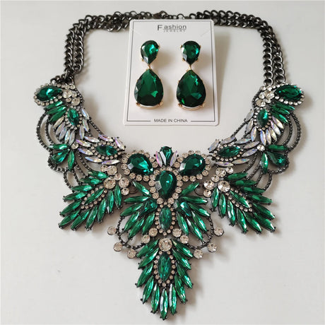 Boho Multicolor Leaf Choker green