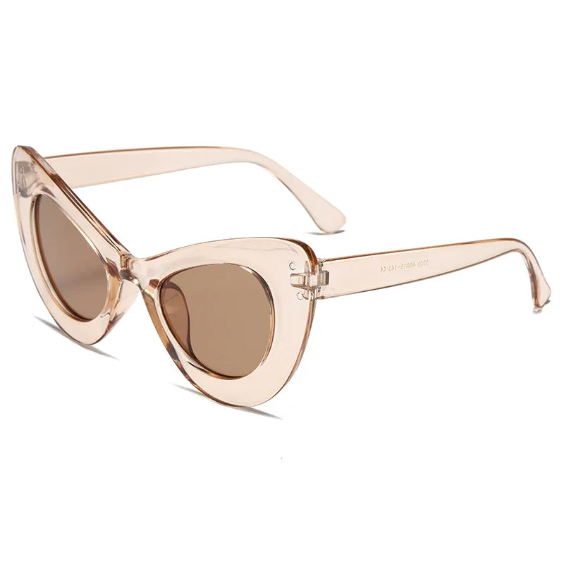 clear frame  cat-eye Barbie big frame sunglasses