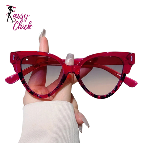 Cat Eye Vintage Fashion Casual Decor Sunglasses Sassy Chick Logo