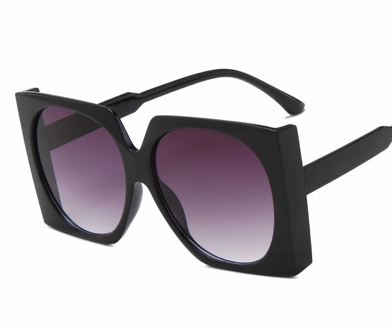 Black Classic Retro Square Women/Men Sunglasses