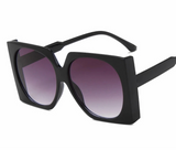 Black Classic Retro Square Women/Men Sunglasses