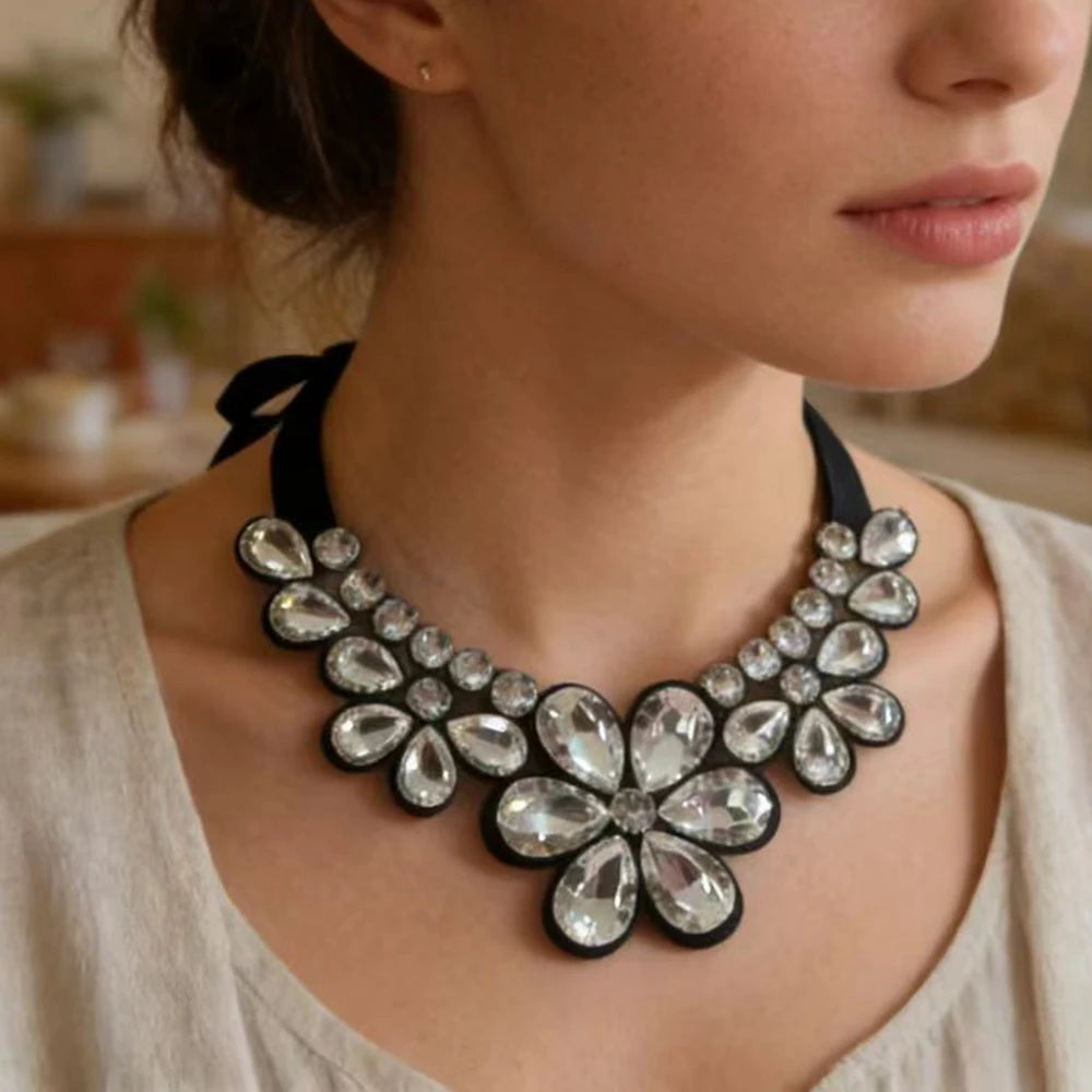 Elegant Transparent Resin Multicolored Flowers Necklace