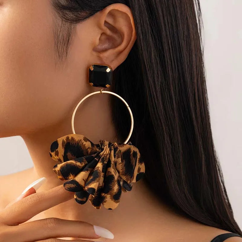 Brown Exaggerated Black Crystal Geometric Circle Petal Pendant Earring