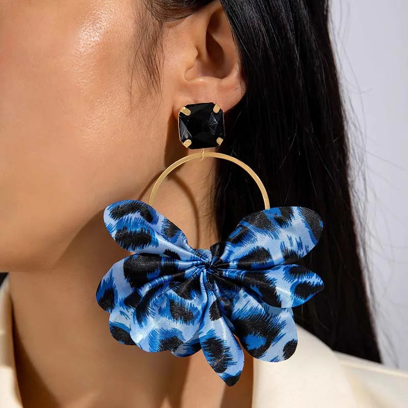 Blue Exaggerated Black Crystal Geometric Circle Petal Pendant Earring