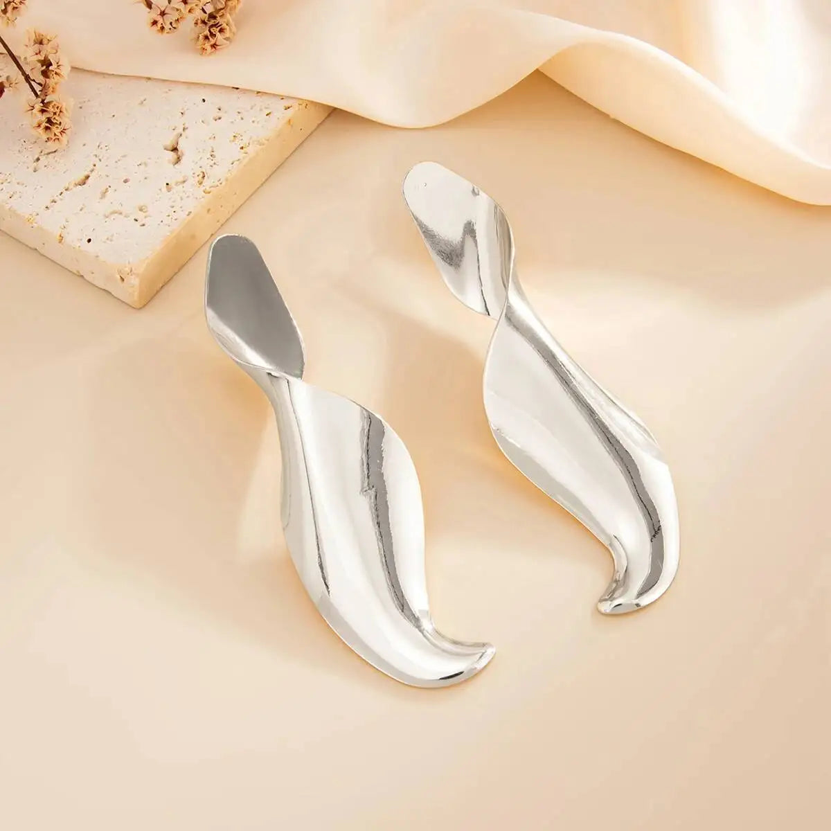 Exaggerated Punk Style Glossy Metal Geometric Party Jewelry