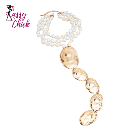 Exaggeration Irregular Big Ellipse Pendant Necklace Sassy Chick Logo