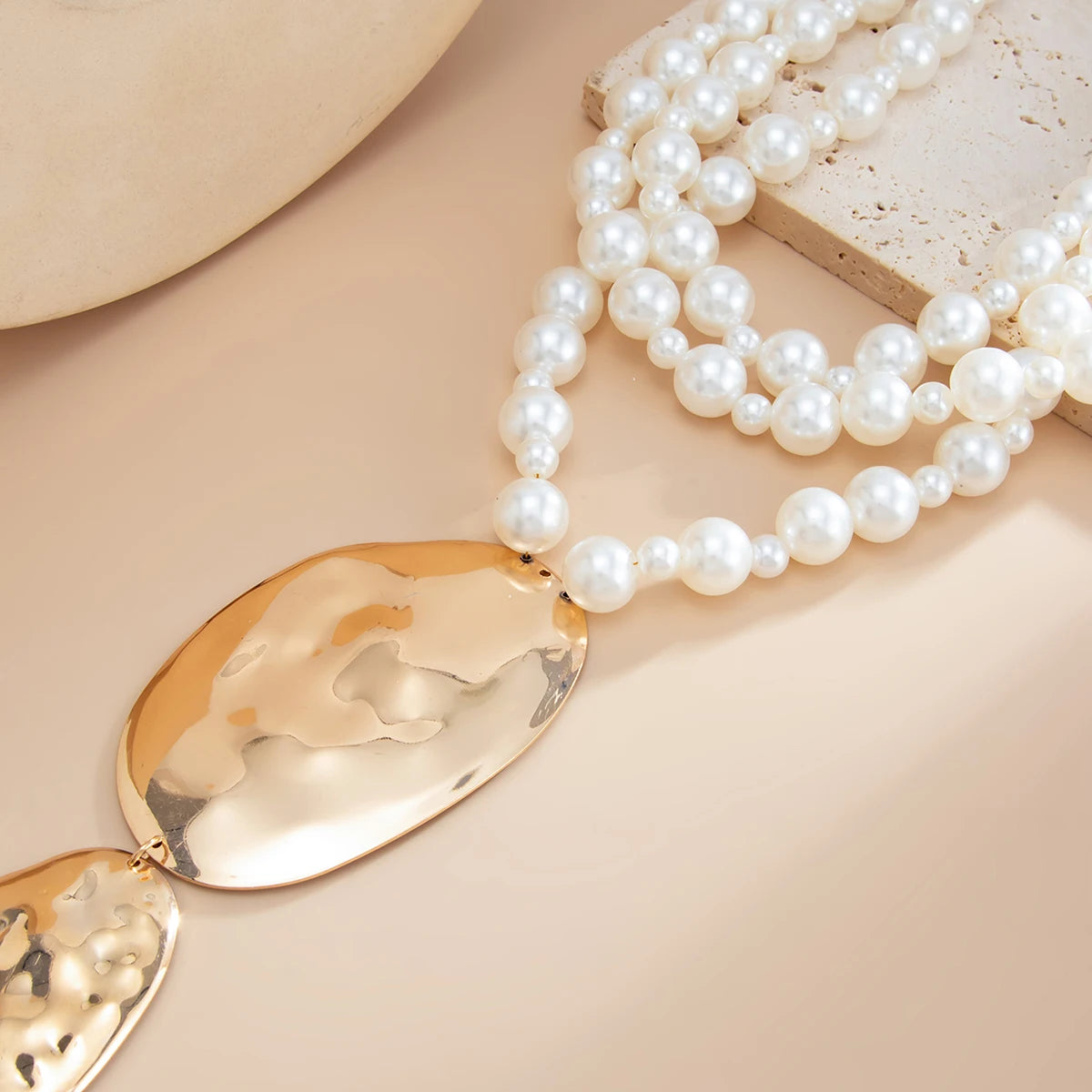 Exaggeration Irregular Big Ellipse Pendant Necklace