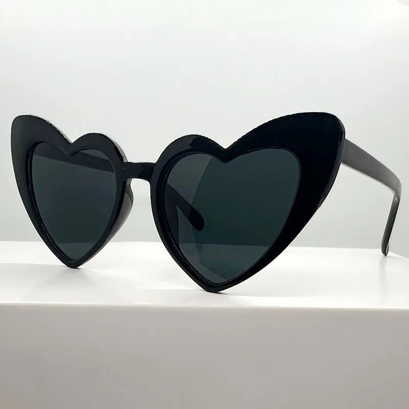 Black Fashion Heart Shaped UV400 Sunglasses
