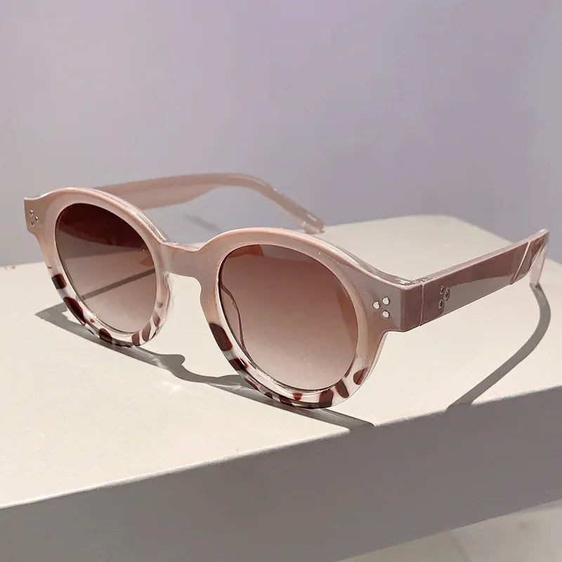 Pink Fashion Rivets Gradient Candy Color Sunglasses