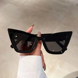 Black Fashion Triangle Frame Cat-eye Sunglasses