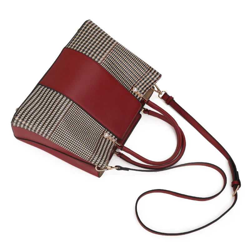 Fashionable Red Cowhide Handbag