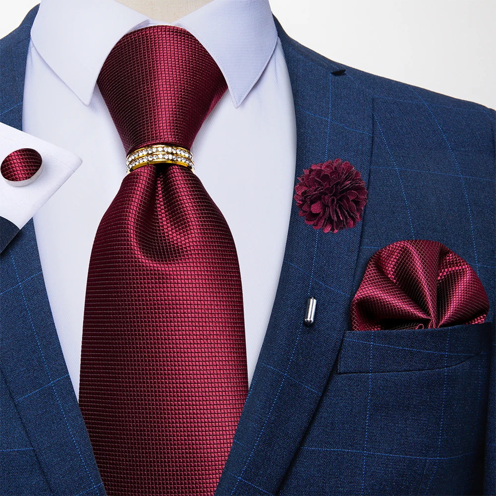 red geometric design necktie set