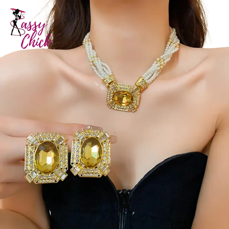 French Style Pearls Necklace Set Sassy Chick Logo