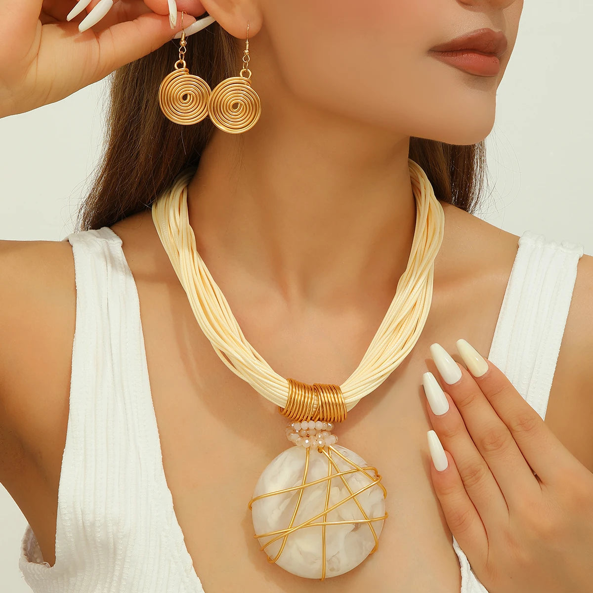 Geometric Round Resin Gems Aluminum Wire Woven Jewelry