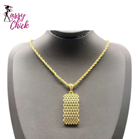 Gold Exquisite Necklace Set Sassy Chick Logo
