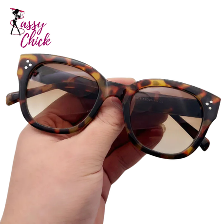 Gradient Rivets Square UV400 Sunglasses Sassy Chick Logo