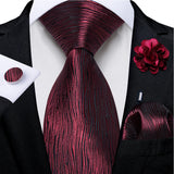 red line pattern tie set