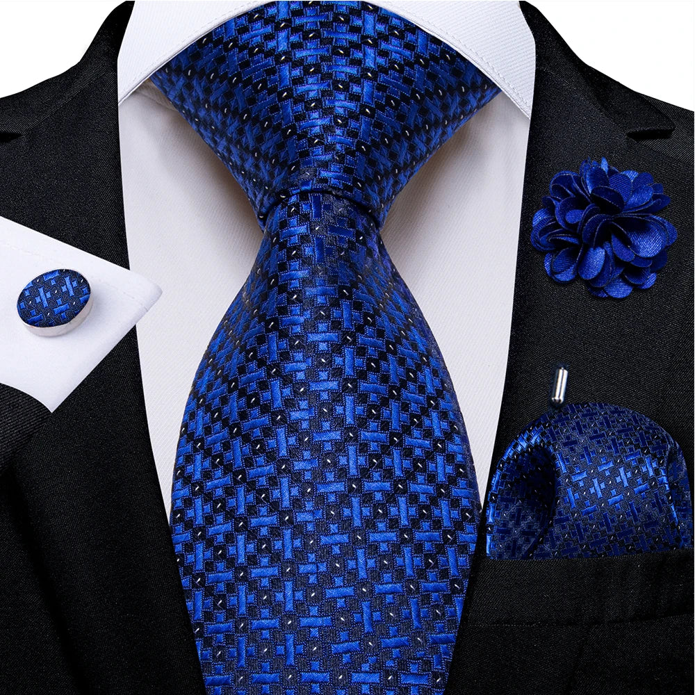 blue diamond pattern tie set