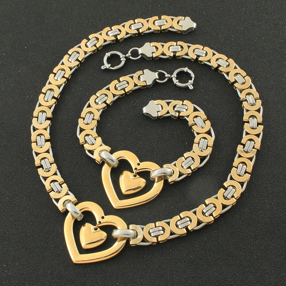 Vintage Heart Necklace Jewelry Set