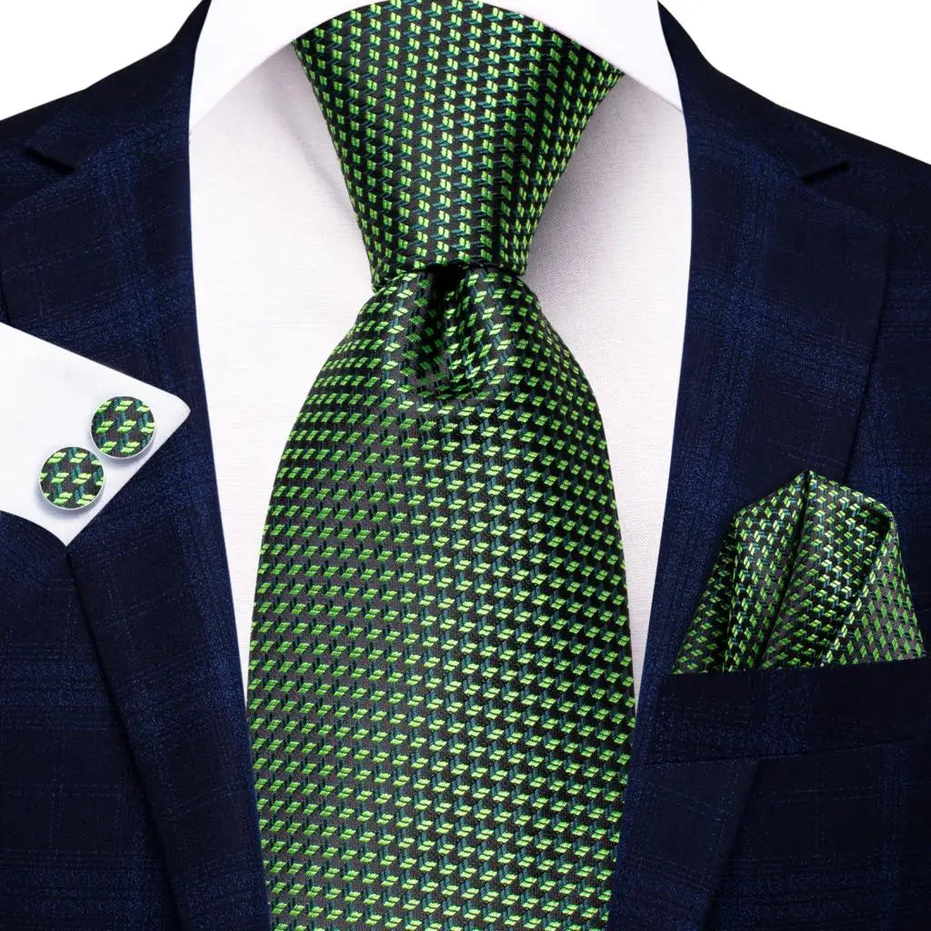green diamond pattern necktie set