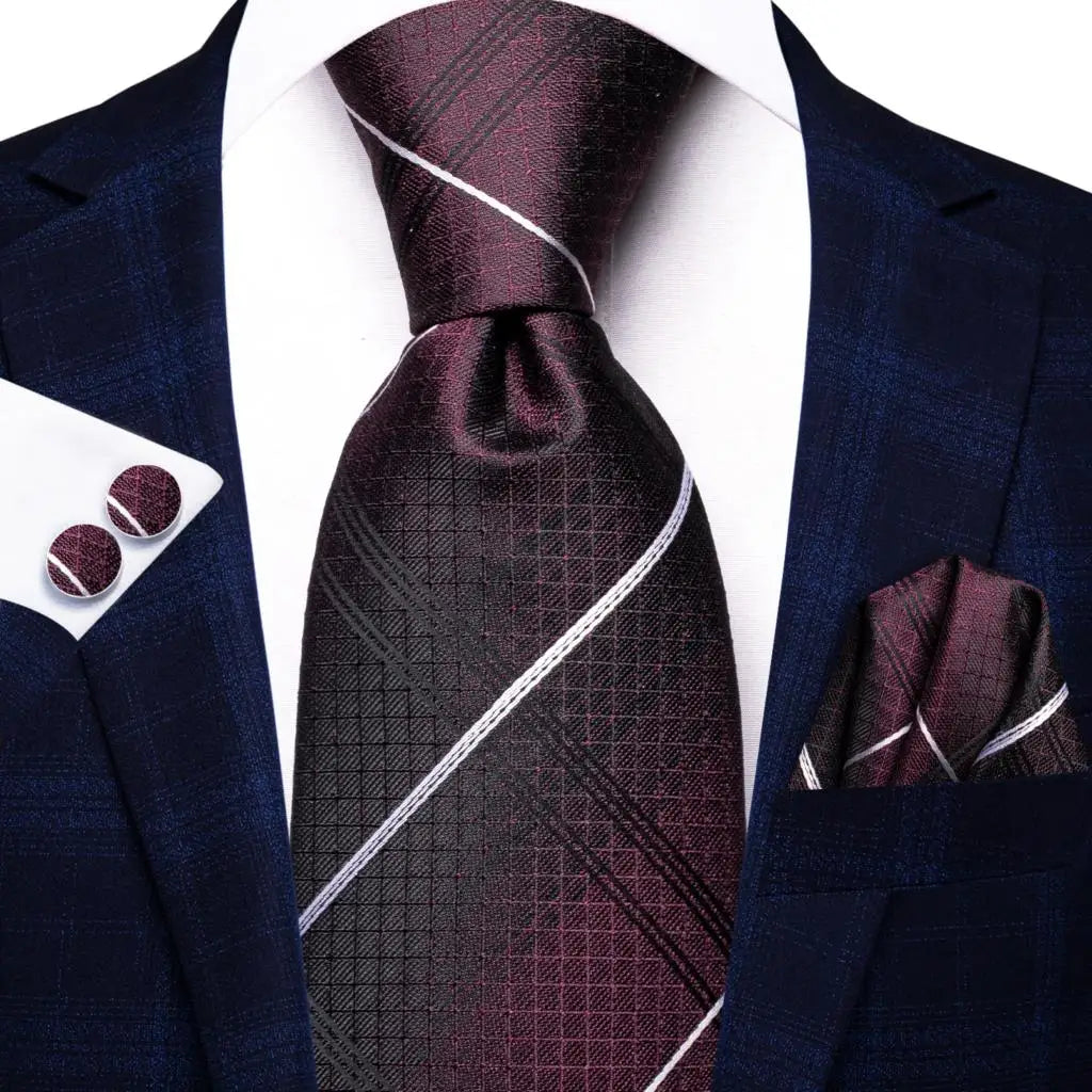 black white line pattern necktie set