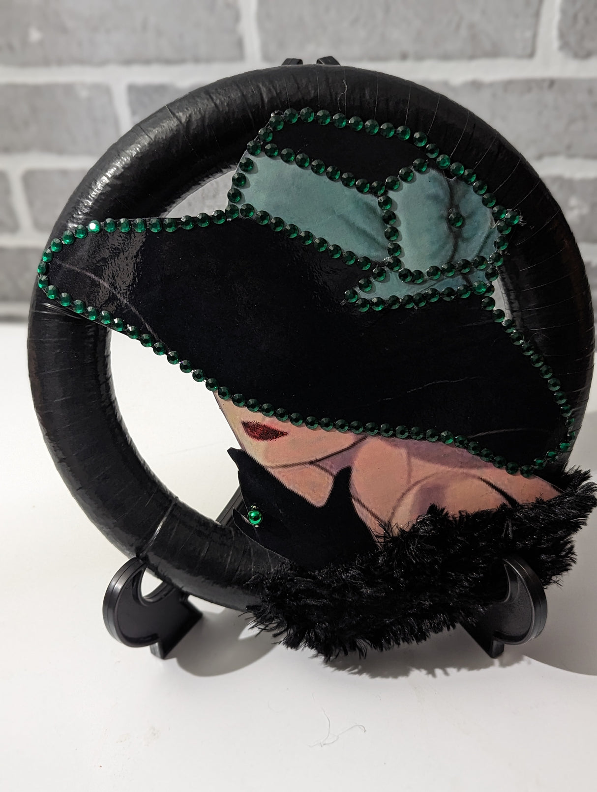 Lady Black Hat Wreath 