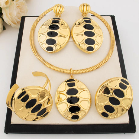 Luxury Gold Color Unique Design Jewelry Set