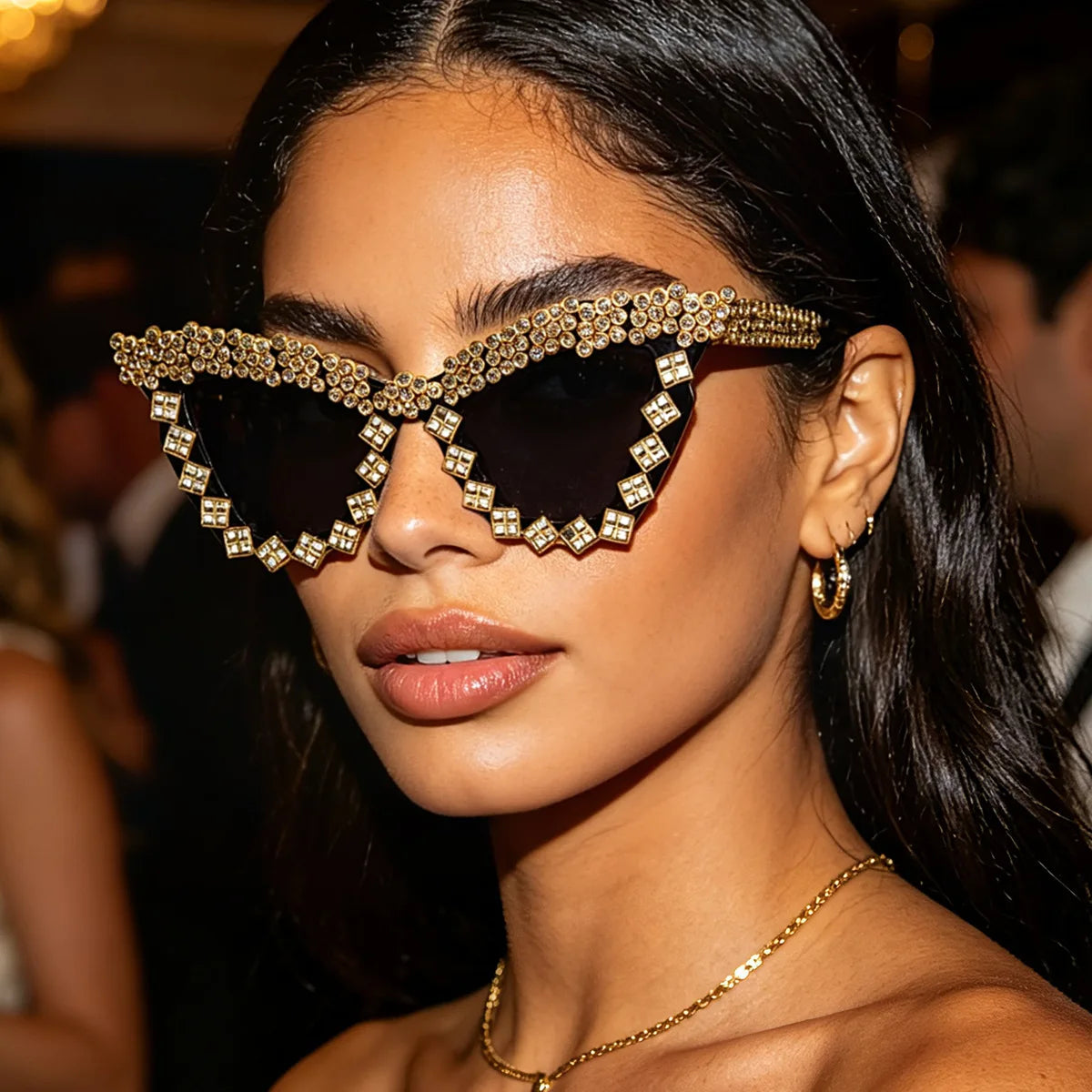 Model Using Luxury Gothic Punk Oversized Cat Eye Sunglasses