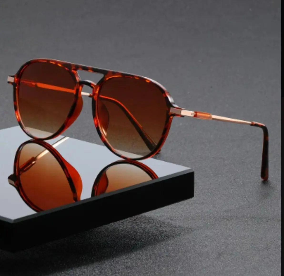 Luxury Gradient Pilot Sunglasses