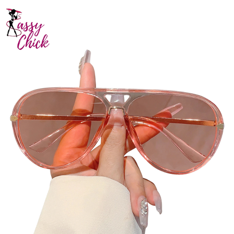 Luxury Metal Decoration Women Sunglasses Sassy Chick Logo