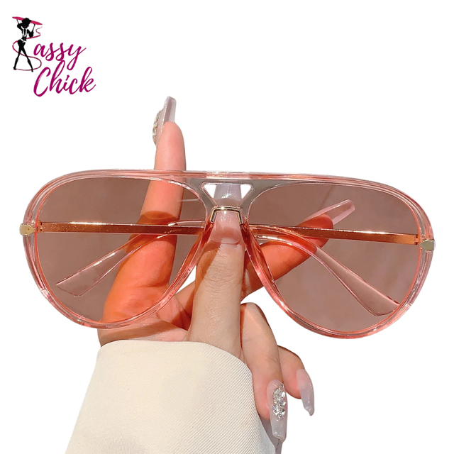 Luxury Metal Decoration Women Sunglasses Sassy Chick Logo