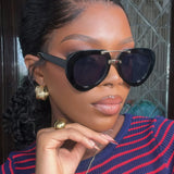 Model Using Luxury Oval Female High Quality Outdoors Sunglasses