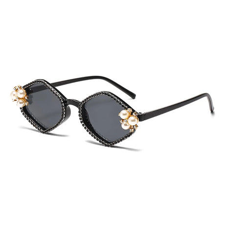 Black Luxury Rhinestone Pearl Rhombic Sunglasses