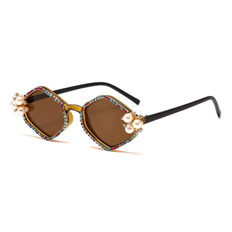 Brown Luxury Rhinestone Pearl Rhombic Sunglasses