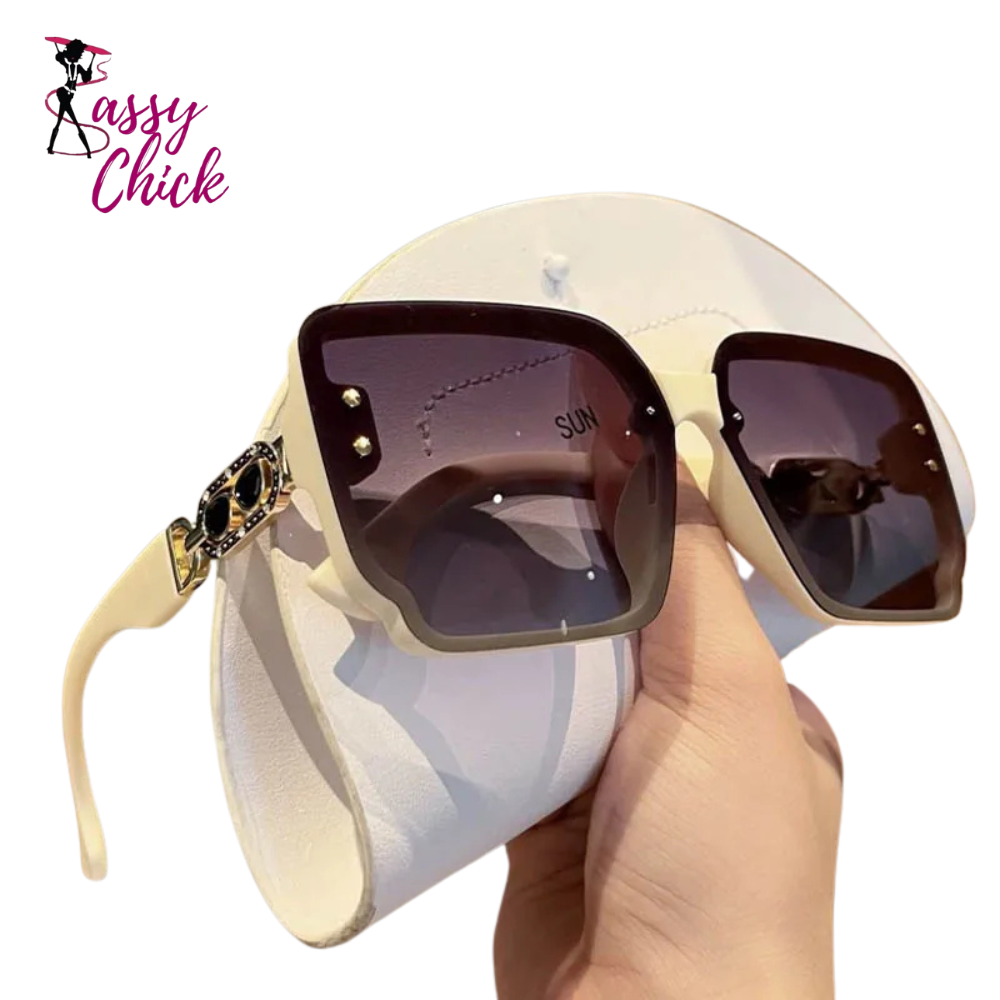 Luxury UV400 Elegant Women's Sunglasses Sassy Chick Logo