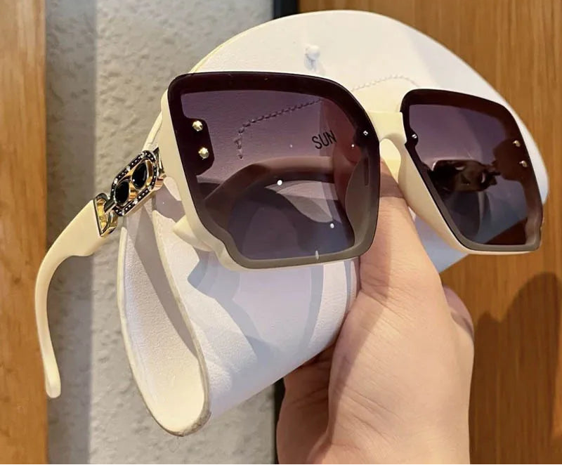 Luxury UV400 Elegant Women's Sunglasses