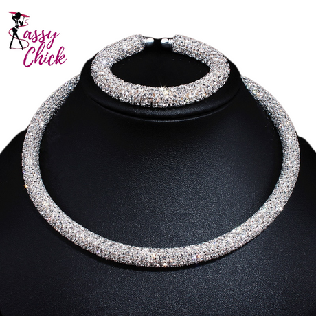 Maxi Crystal Jewelry Set Sassy Chick Logo