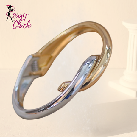 Metal Geometric Open Bracelet Sassy Chick Logo
