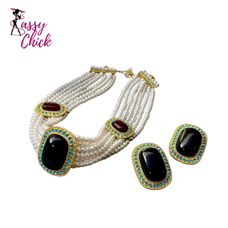 Modern Luxury Geometry Pearl Necklace Set Sassy Chick Logo