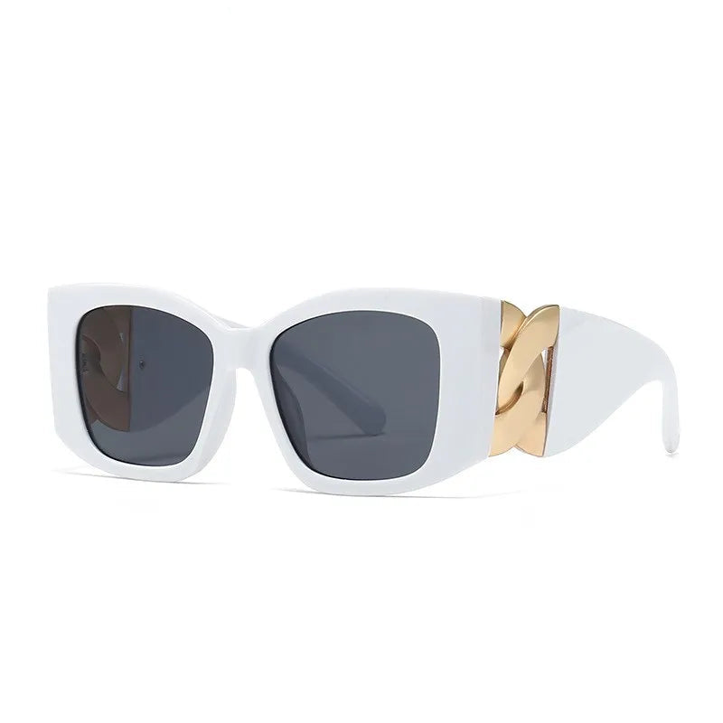 Oversized Cat Eye Gradient Shades white
