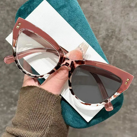 Pink Photochromic Myopia Cat Eye Sunglasses