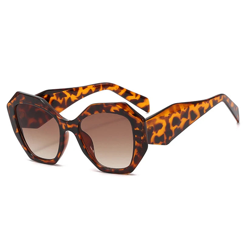 Polygon Oversized Retro Gradient Sunglasses black brown