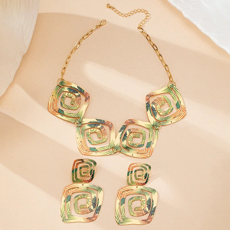 Printed Geometric Earrings Necklace Set