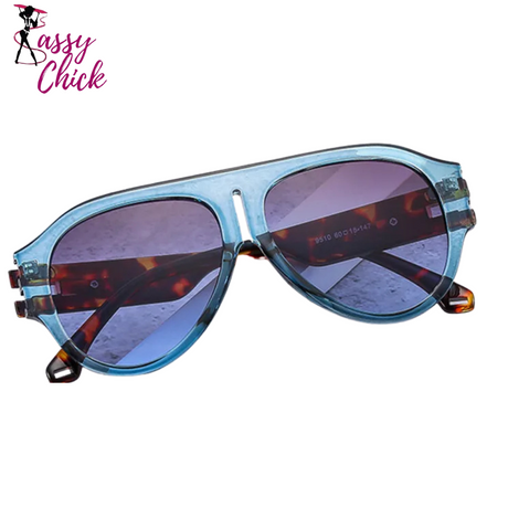 Retro Pilot Oversized Sunglasses Sassy Chick Logo