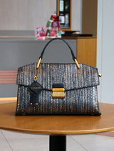 Black Retro Snake-shaped High-grade Handbag