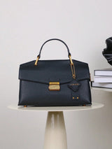 Black Retro Snake-shaped High-grade Handbag