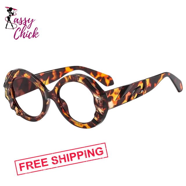 Round Retro Reading Glasses Sassy Chick Logo