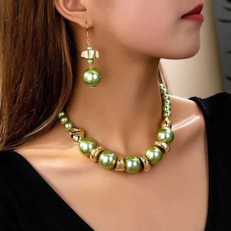 model using Royal Style High-Grade Green Imitation Pearl Jewelry